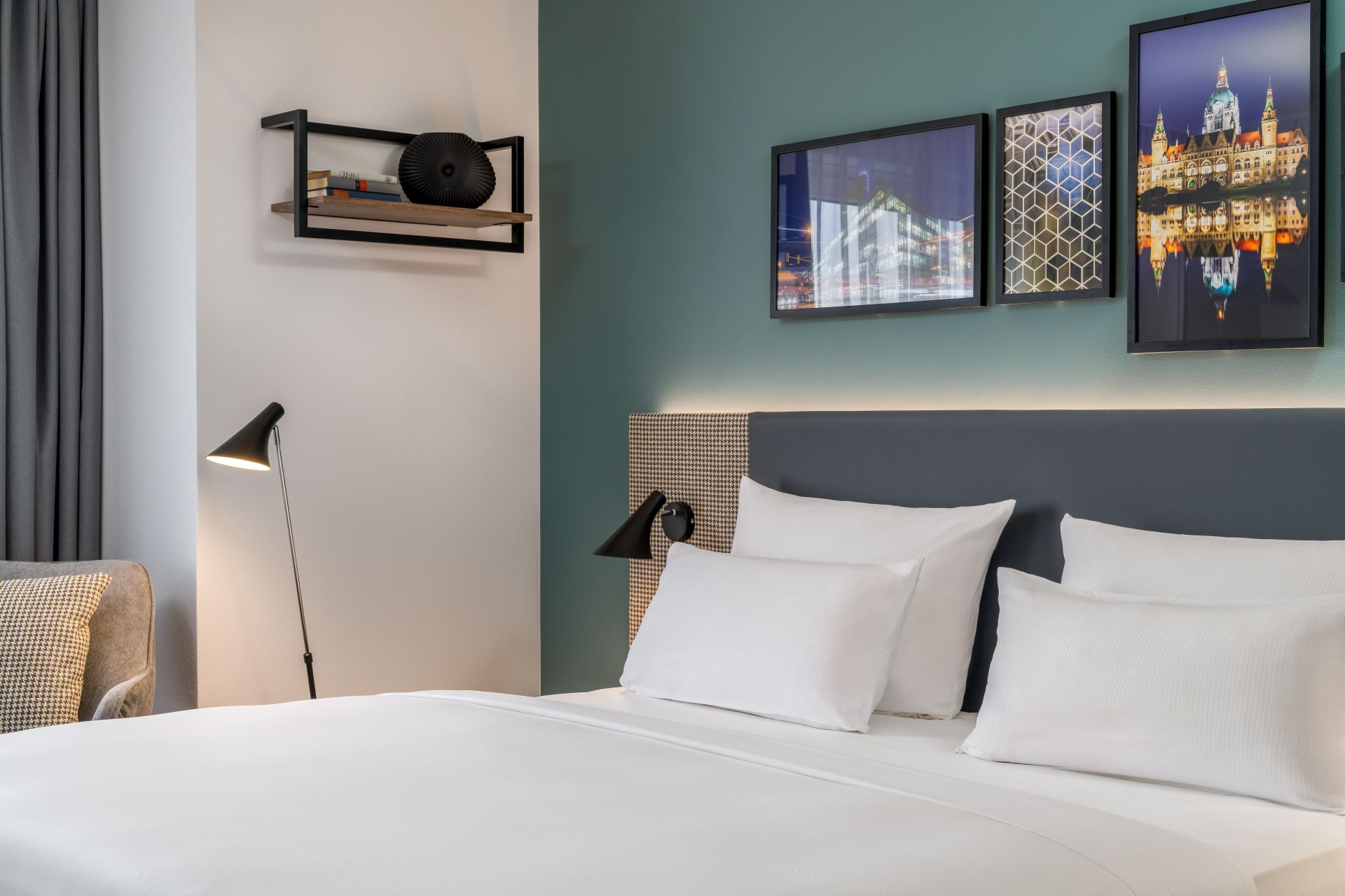 Hotel room design Hotel Mercure Hannover